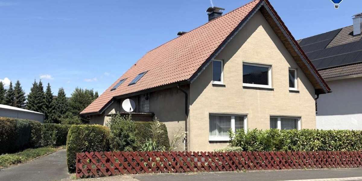 Einfamilienhaus Bad Salzuflen Biemsen-Ahmsen - 8 Zimmer, 122 m&sup2;, 249.000&euro; | Angebot:25370029