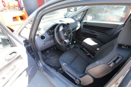 Mitsubishi Colt 139.200 km 2.750 &euro; Schloß Holte 33758