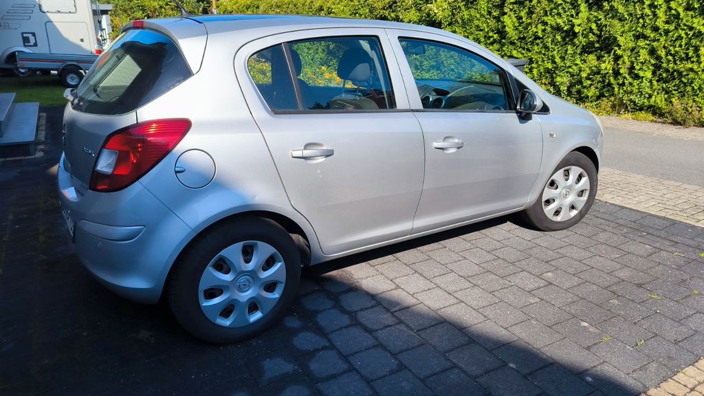 Opel Corsa 147.500 km 2.600 &euro; Bielefeld 33739