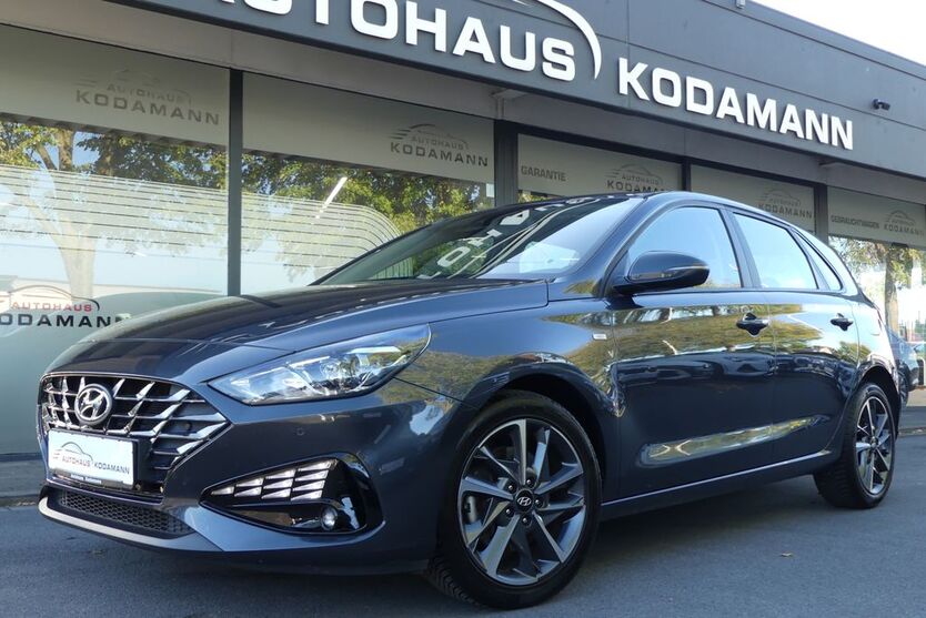 Hyundai i30 64.111 km 14.840 € Rheda-Wiedenbrück 33378