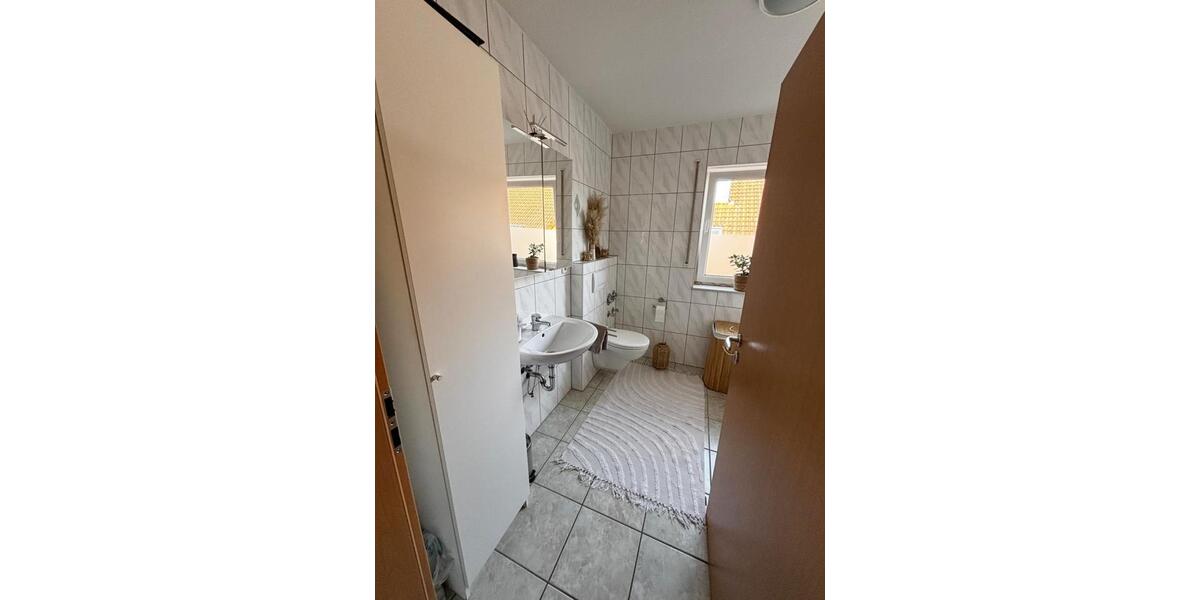 Etagenwohnung Hövelhof - 3 Zimmer, 78 m&sup2;, 900&euro; | Angebot:25444564