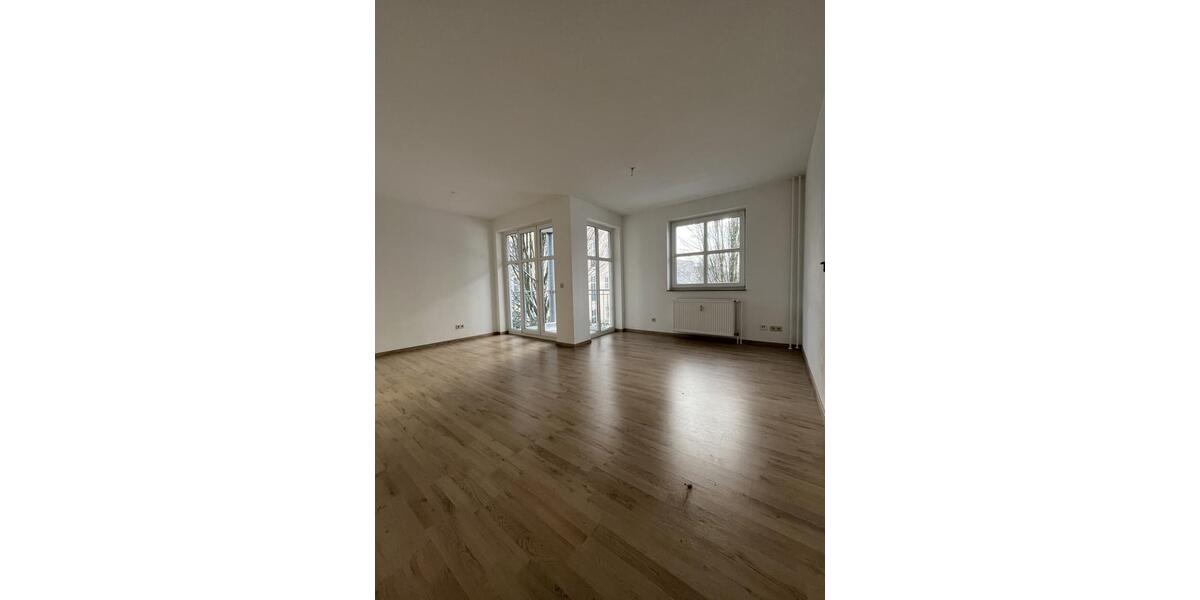 Etagenwohnung Bielefeld Jöllenbeck - 3 Zimmer, 81 m&sup2;, 640&euro; | Angebot:24753492