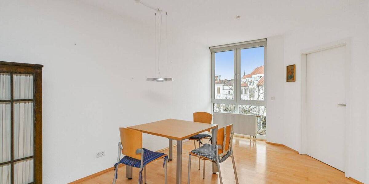 Etagenwohnung Gütersloh Innenstadt - 3 Zimmer, 143 m&sup2;, 439.000&euro; | Angebot:26644140