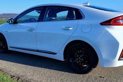 Hyundai IONIQ 114.700 km 12.450 &euro; Bad Salzuflen 32107