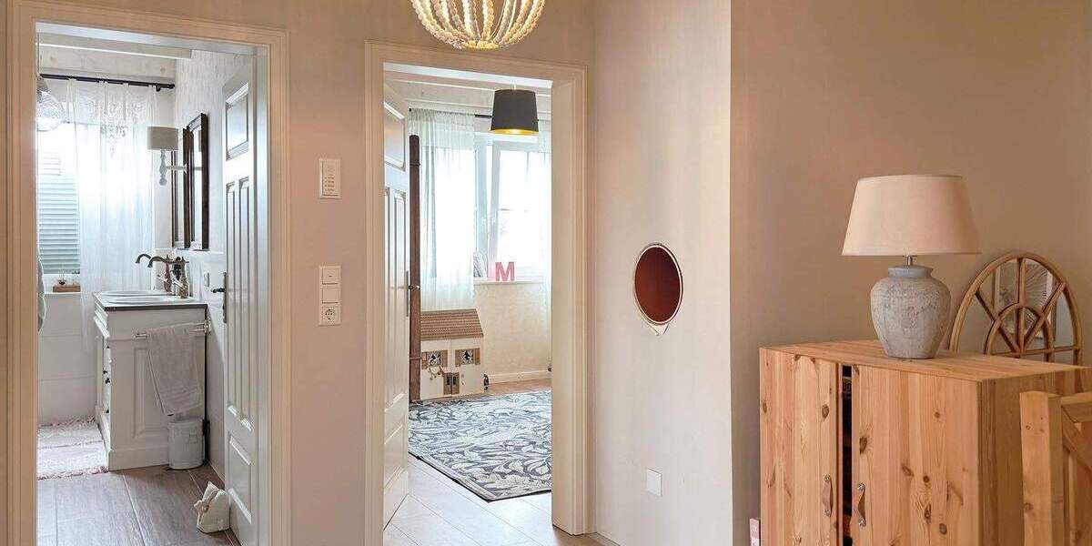 Einfamilienhaus Bad Salzuflen Holzhausen - 6 Zimmer, 203 m&sup2;, 550.000&euro; | Angebot:25686188