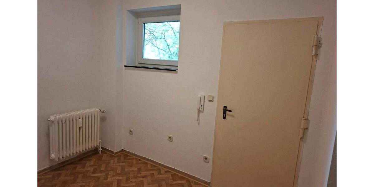 Garagen / Stellplätze Bielefeld Sennestadt - 200&euro; | Angebot:26659947