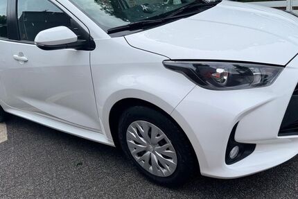 Toyota Yaris 76.500 km 15.985 € Löhne 32584