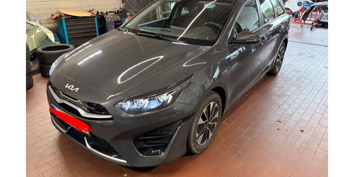 Kia ceed Sportswagon 69.000 km 16.800 &euro; Detmold 32756