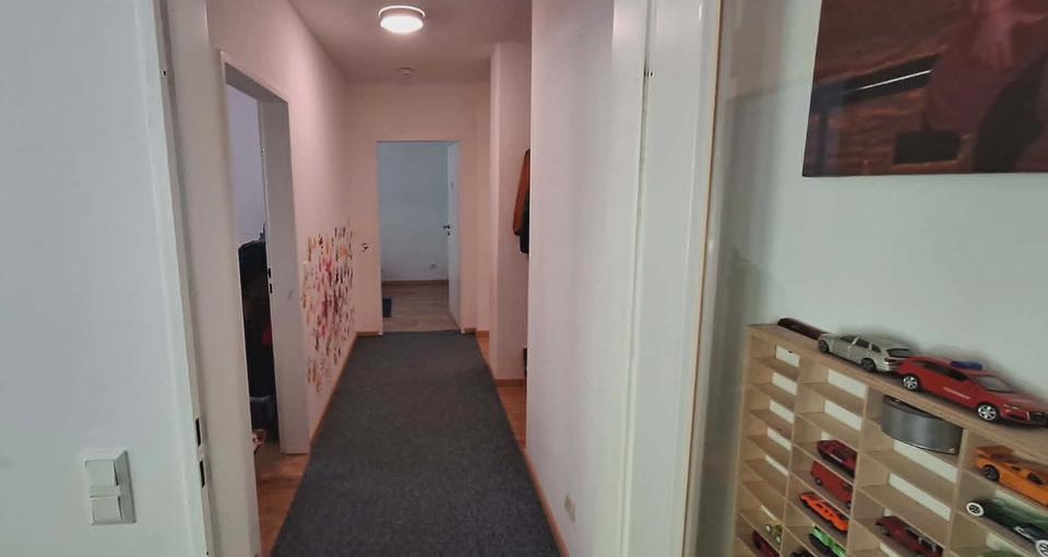 Etagenwohnung Halle - 3 Zimmer, 75 m&sup2;, 201.000&euro; | Angebot:26705267