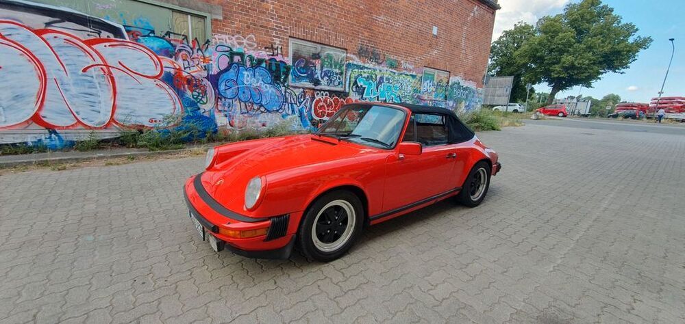 930
