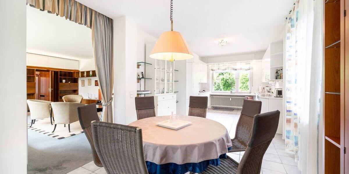 Einfamilienhaus Bielefeld Senne - 8 Zimmer, 293 m&sup2;, 699.000&euro; | Angebot:26501302