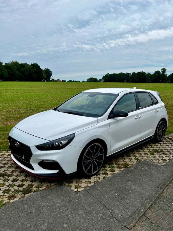 i30