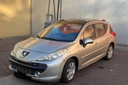 Peugeot 207 208.088 km 2.900 € Paderborn 33102