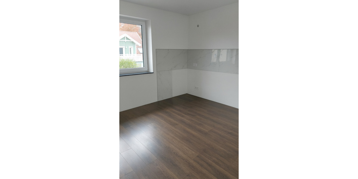 Maisonette-Wohnung mit separatem Eingang & Parkplatz in Bielefeld 3 zimmer