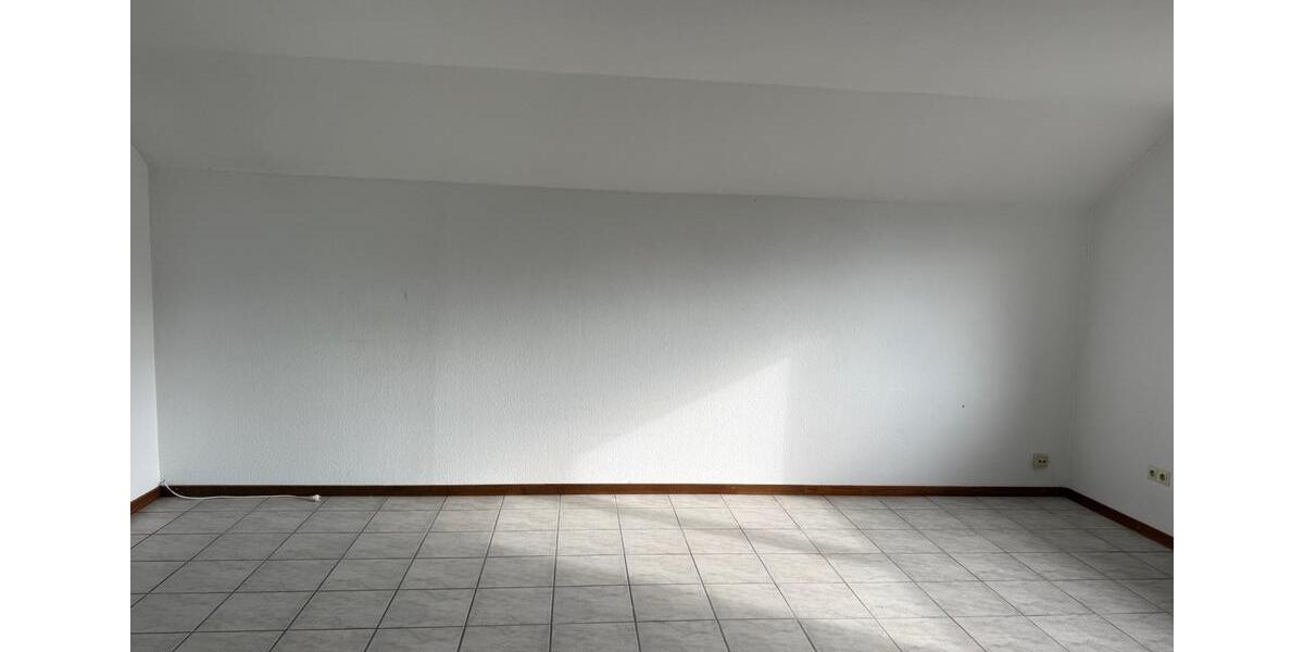 Dachgeschoßwohnung Versmold - 2 Zimmer, 73 m&sup2;, 580&euro; | Angebot:25765384