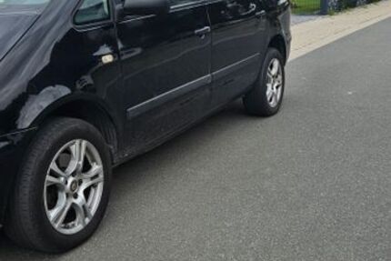 VW Sharan
