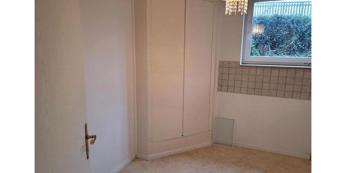 Haus mit Einliegerwohnung und Doppelgarage 8 zimmer