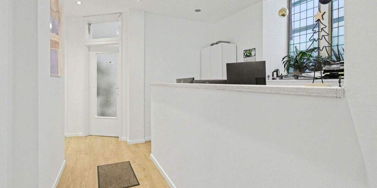 Mehrfamilienhaus, Wohnhaus Lemgo - 7 Zimmer, 529 m&sup2;, 749.000&euro; | Angebot:25740007