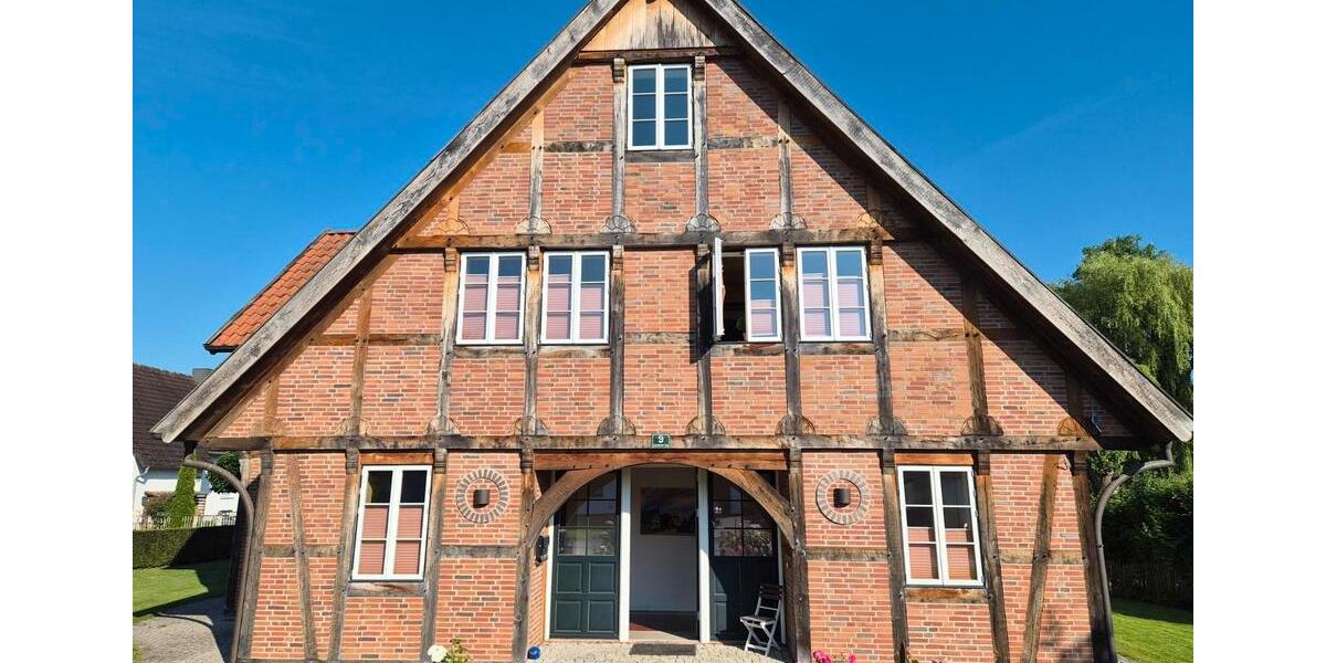 Einfamilienhaus Lemgo - 8 Zimmer, 300 m&sup2;, 720.000&euro; | Angebot:26951720