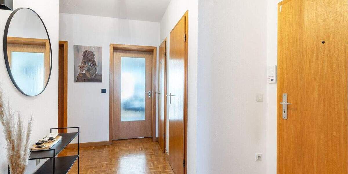 Etagenwohnung Gütersloh Innenstadt - 3 Zimmer, 87 m&sup2;, 179.000&euro; | Angebot:25643521