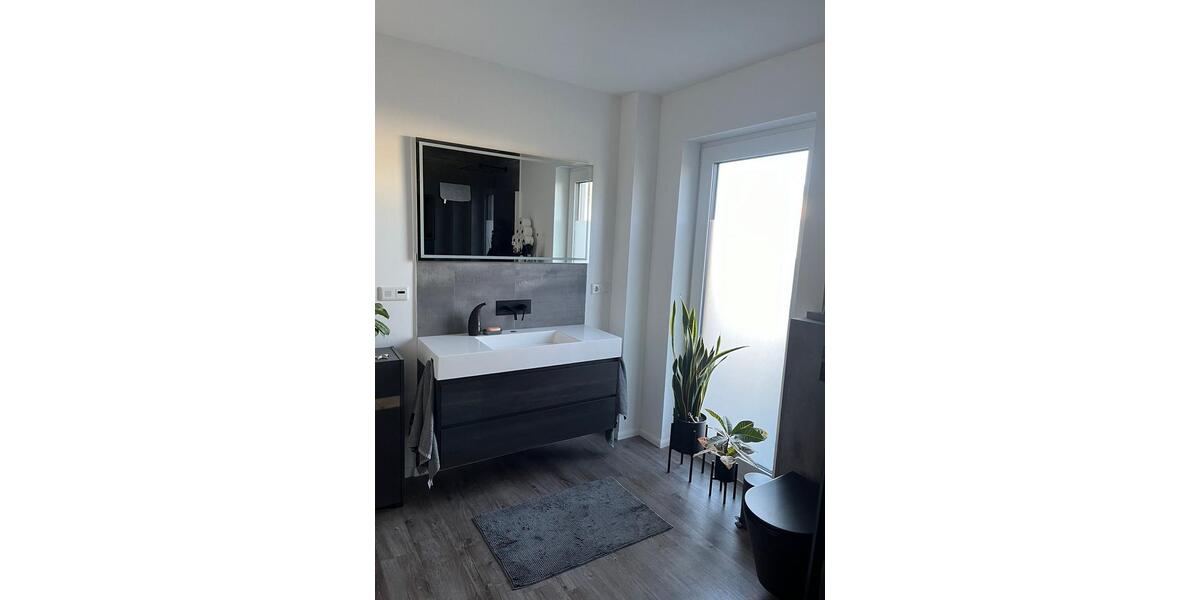 Erdgeschoßwohnung Bad Salzuflen Biemsen-Ahmsen - 3 Zimmer, 121 m&sup2;, 1.460&euro; | Angebot:25720013