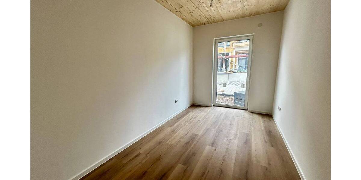 Etagenwohnung Leopoldshöhe - 4 Zimmer, 104 m&sup2;, 1.495&euro; | Angebot:26779642