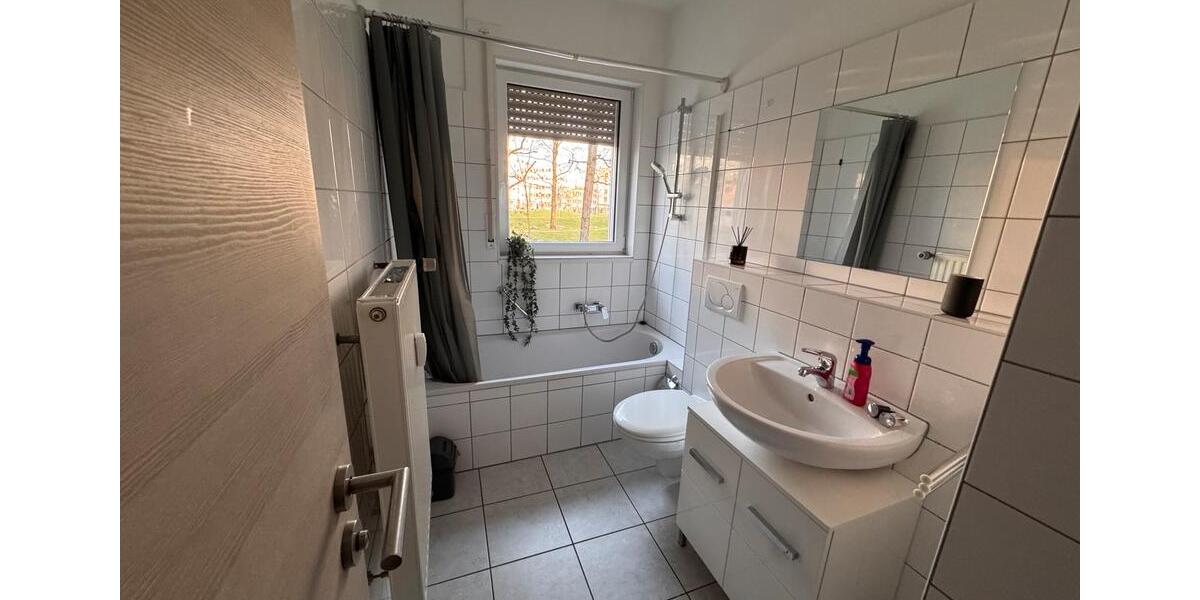 Etagenwohnung Bielefeld - 1 Zimmer, 17 m&sup2;, 450&euro; | Angebot:26396548