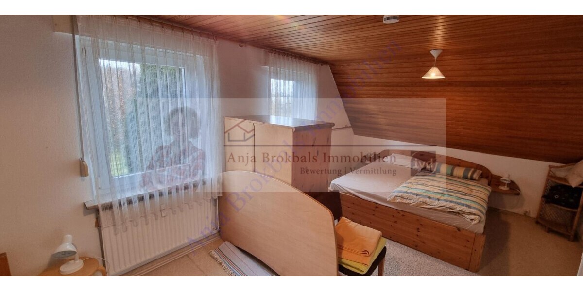 2-Familienhaus in Isselhorst: EG barrierefrei, 170 m², 2 Carports, toller Garten, 2 Eingänge - provisionsfrei für Käufer - Einfamilienhaus Gütersloh Isselhorst | Angebot:21839386