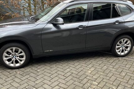 BMW X1 186.000 km 5.500 &euro; Melle 49324