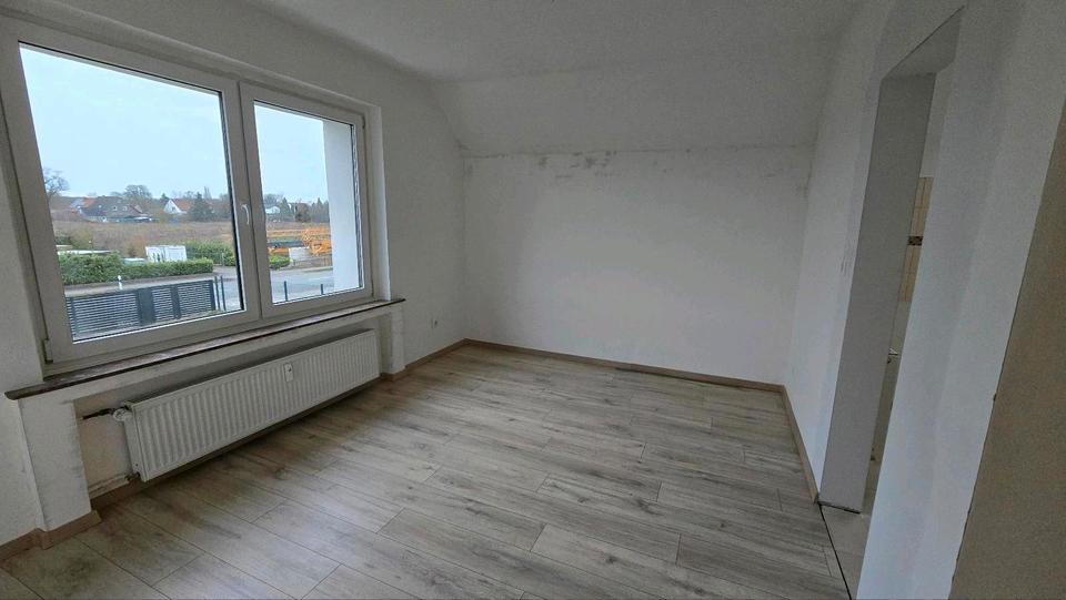 Etagenwohnung Bünde - 2 Zimmer, 91 m&sup2;, 900&euro; | Angebot:26415546
