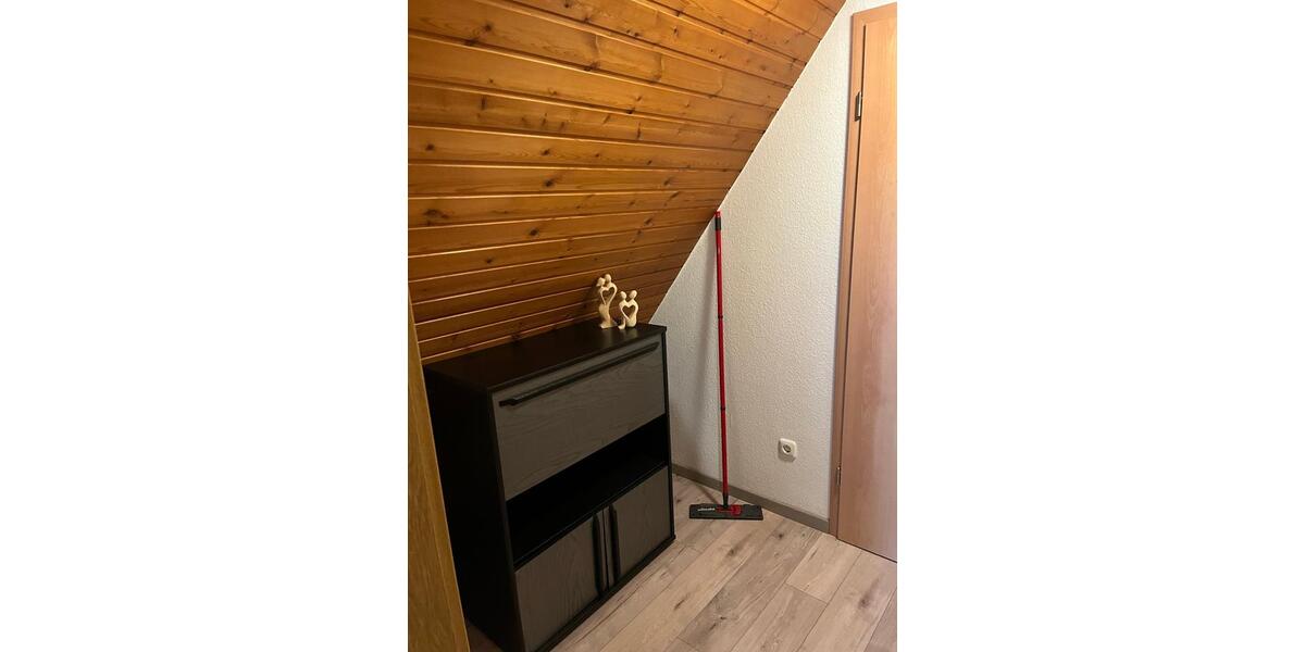 Dachgeschoßwohnung Bielefeld Heepen - 2 Zimmer, 60 m&sup2;, 600&euro; | Angebot:26351649