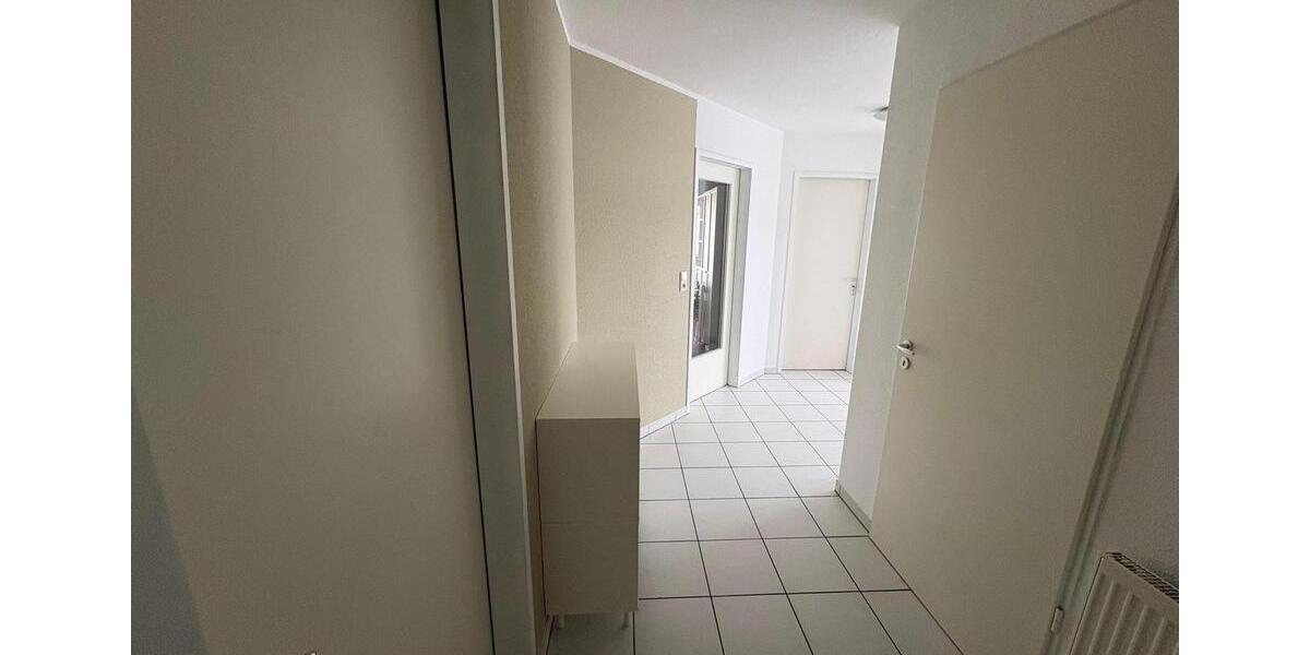 Dachgeschoßwohnung Detmold Hiddesen - 3 Zimmer, 77 m&sup2;, 210.000&euro; | Angebot:27168185