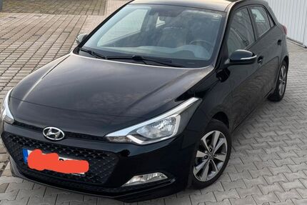 Hyundai i20 91.833 km 9.300 &euro; Bielefeld 33729