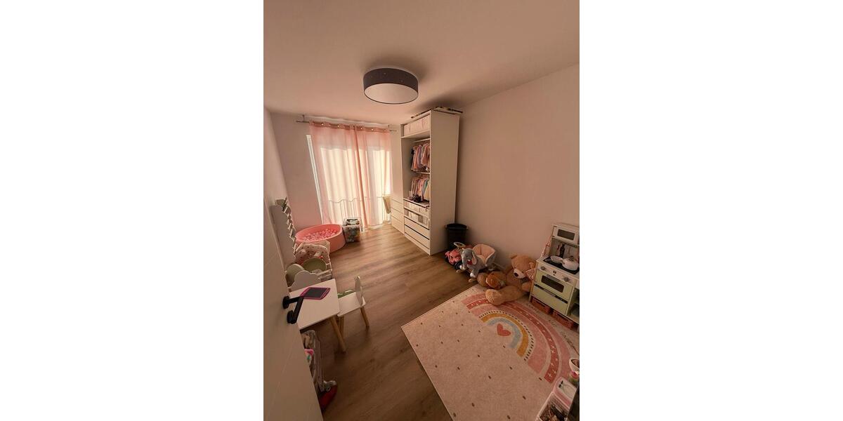 Etagenwohnung Schloß Holte-Stukenbrock Stukenbrock - 3 Zimmer, 76 m&sup2;, 1.230&euro; | Angebot:25545144