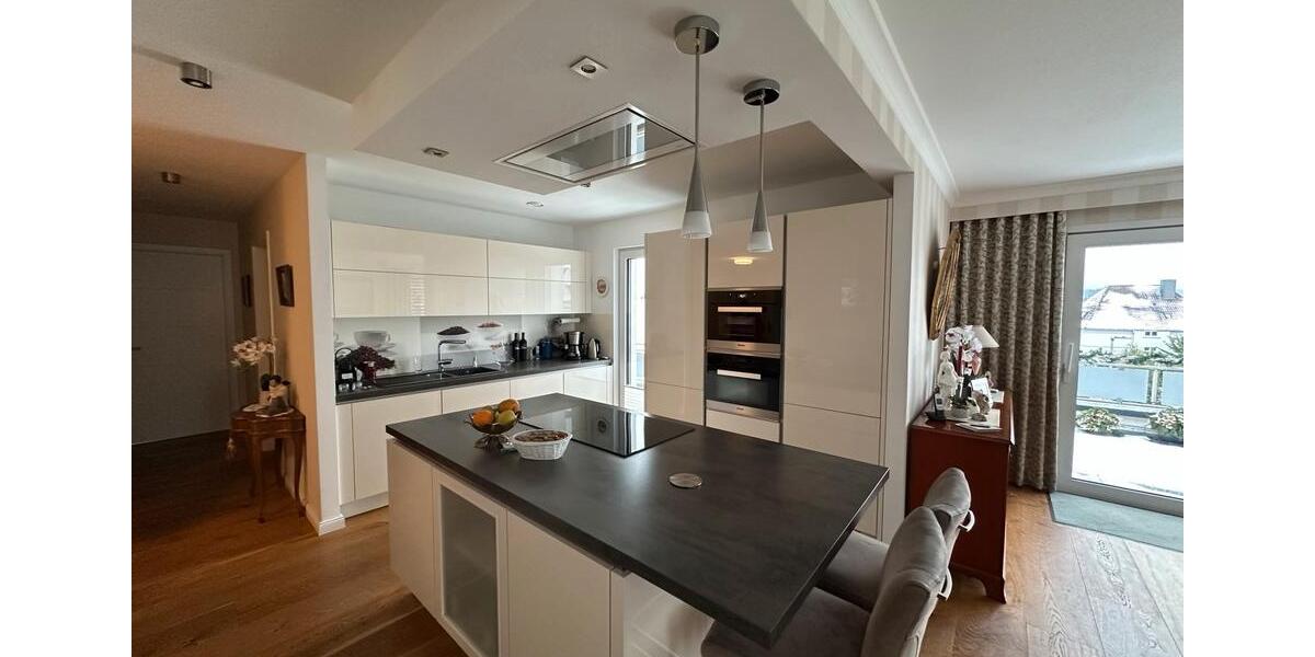 Exklusive 3 ZKB - Penthouse Wohnung zu vermieten 3 zimmer