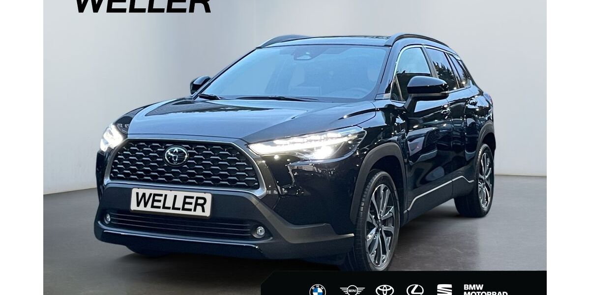 Toyota Corolla Cross 23.000 km 29.649 &euro; Herford 32049