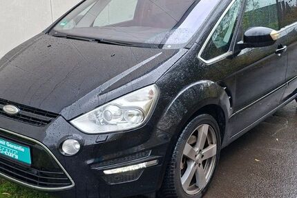 Ford S-Max 273.000 km 5.599 € Detmold 32758