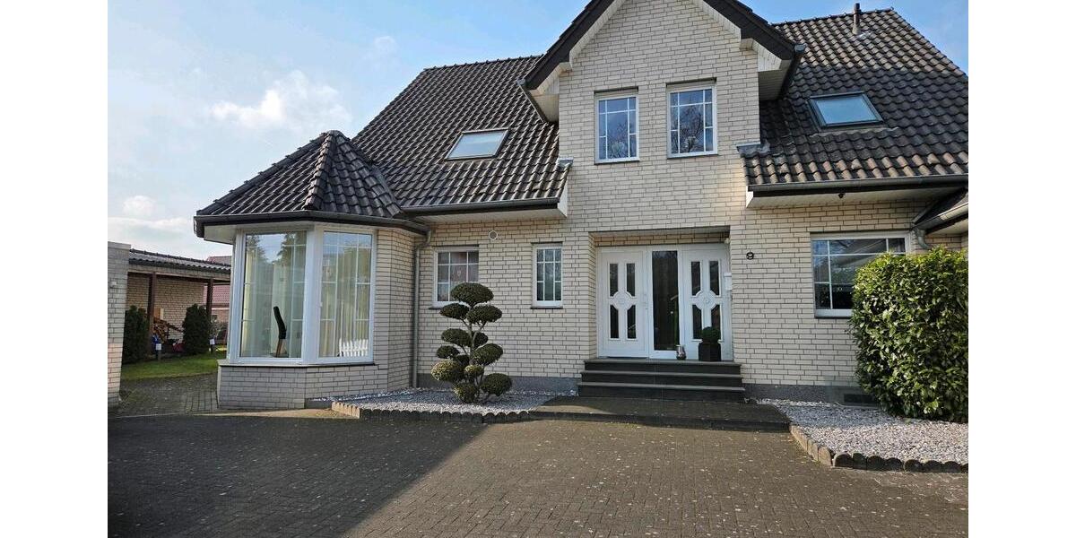 Einfamilienhaus Versmold - 7 Zimmer, 197 m&sup2;, 500.000&euro; | Angebot:25635840