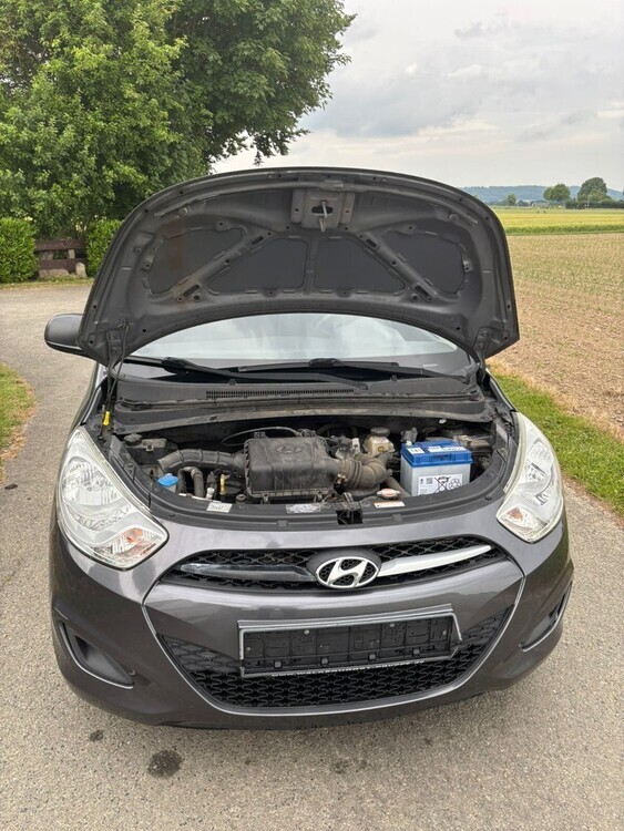 i10