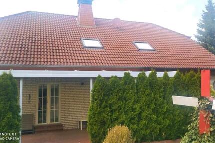 Haus Schloß Holte-Stukenbrock Stukenbrock - 7 Zimmer, 170 m&sup2;, 1.700&euro; | Angebot:25642524