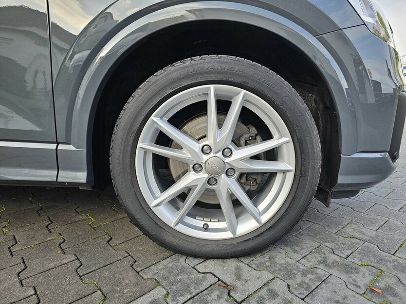 Audi Q2 1.4 TFSI S-Line Sportpaket / Plus 53.900 km 21.990 € Löhne 32584