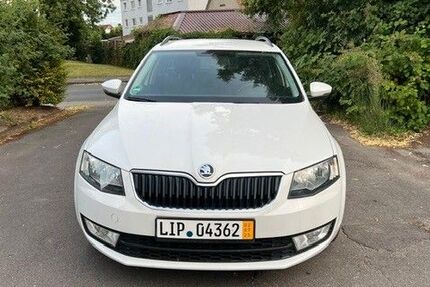 Skoda Octavia 212.750 km 9.350 &euro; Lage 32791