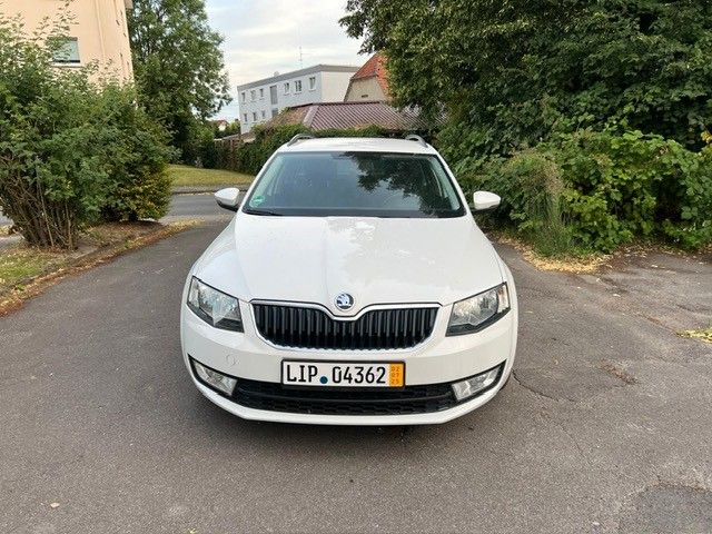 Skoda Octavia 212.750 km 9.350 &euro; Lage 32791
