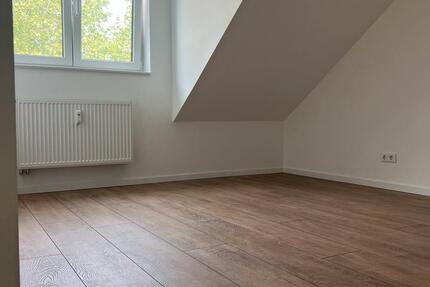 Helle 3-Zimmer-Wohnung nahe der Uni!! Erstbezug nach Sanierung!