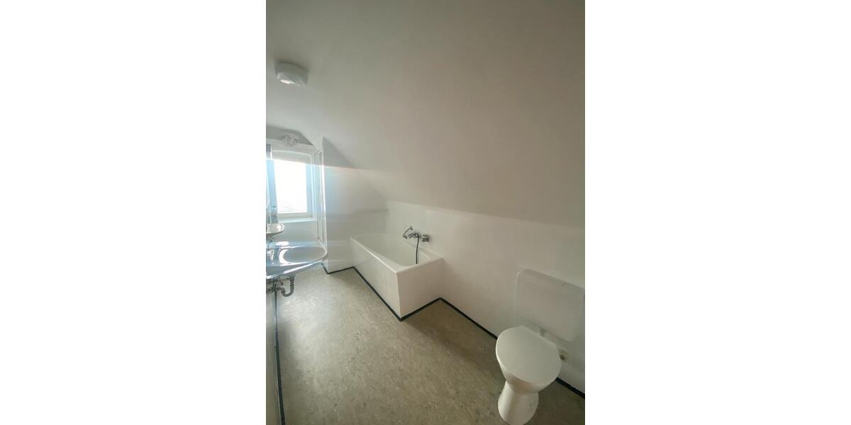 Einfamilienhaus Herford Falkendiek - 8 Zimmer, 170 m&sup2;, 1.500&euro; | Angebot:25352186