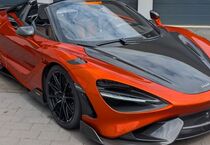 McLaren 765