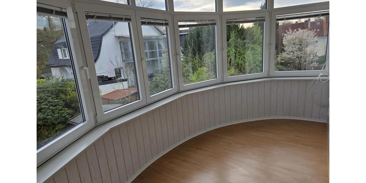 Etagenwohnung Bad Oeynhausen - 3 Zimmer, 100 m&sup2;, 895&euro; | Angebot:26717395