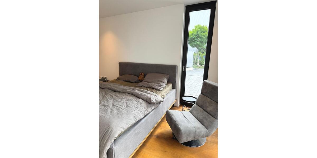 2 Zimmer EG Wohnung mit Küche, Waschmaschine und Trockner zimmer