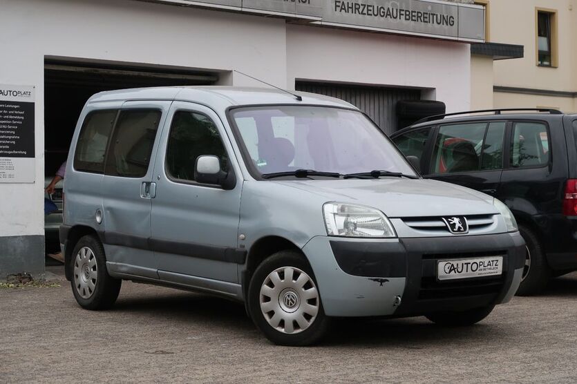 Peugeot Partner 268.341 km 1.300 € Bielefeld 33617