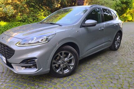 Ford Kuga 65.900 km 22.490 &euro; Borgholzhausen 33829